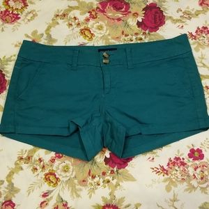 American Eagle teal shorts size 6 blue green 💙💚